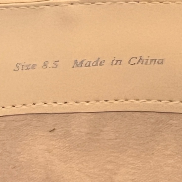 Dolce Vita Cream Ankle Boots - Picture 12 of 16